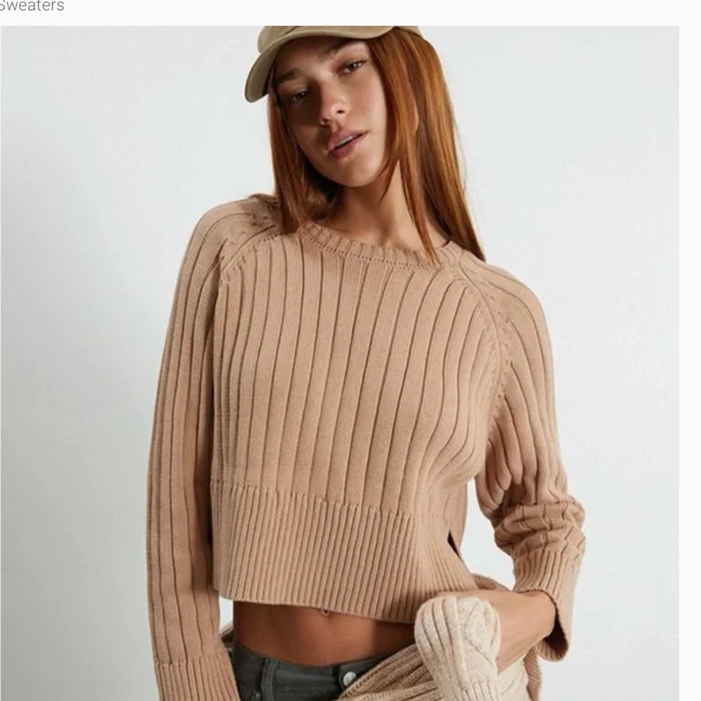 PacSun taupe cropped sweater - L.A. Hearts - Size Medium NWT